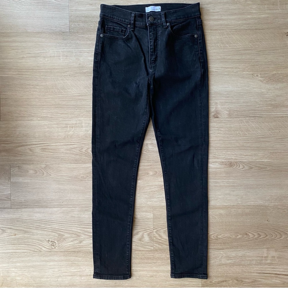❤️ NWOT LOFT Black The Skinny Jeans - High Rise - 26 Regular